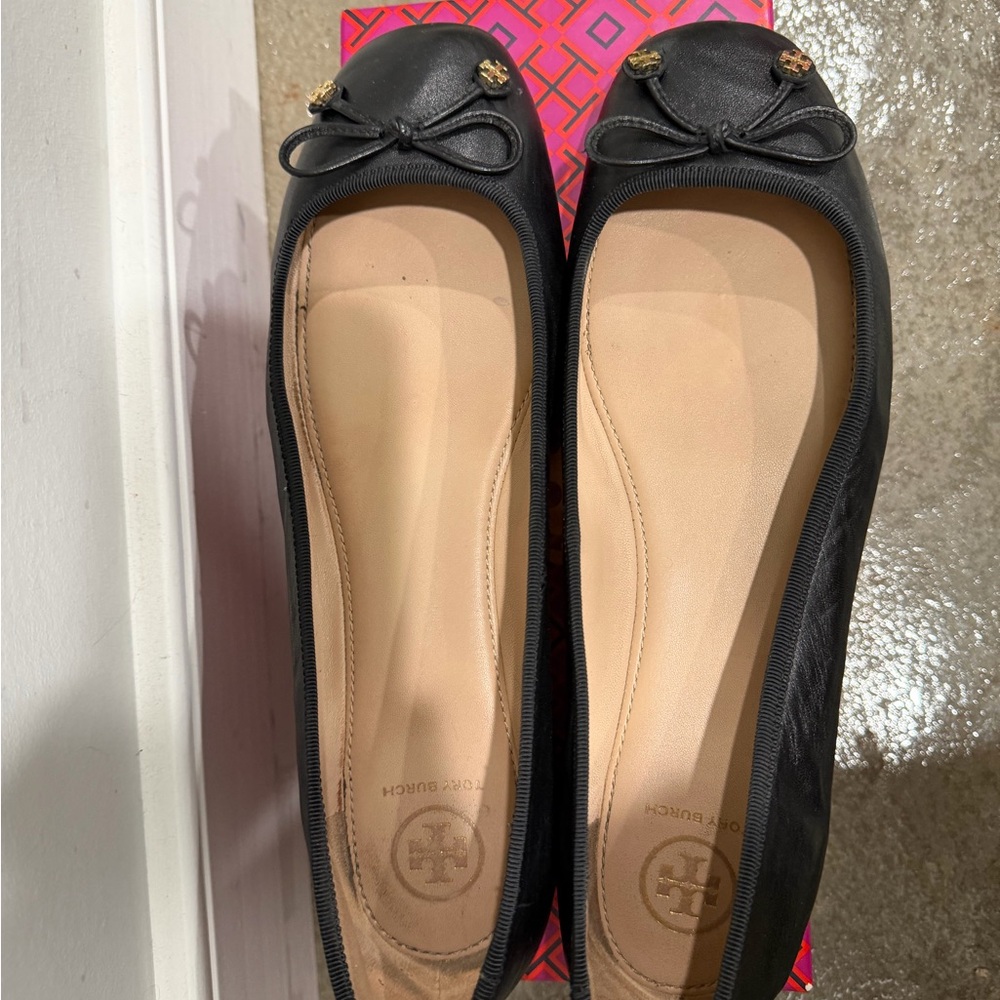 Tory Burch Black Leather Ballet Flats with Gold Logo Accents